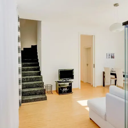 Lovely Holiday In With Private Garden Casa vacanze Strážnice